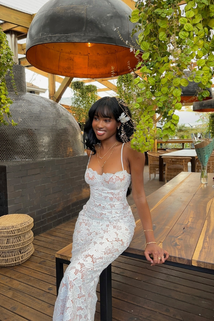 Evangeline: Lace Maxi Dress