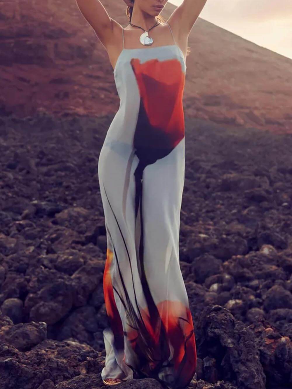 Vita Di Palma™ | Vacation Abstract Tulip Maxi Dress