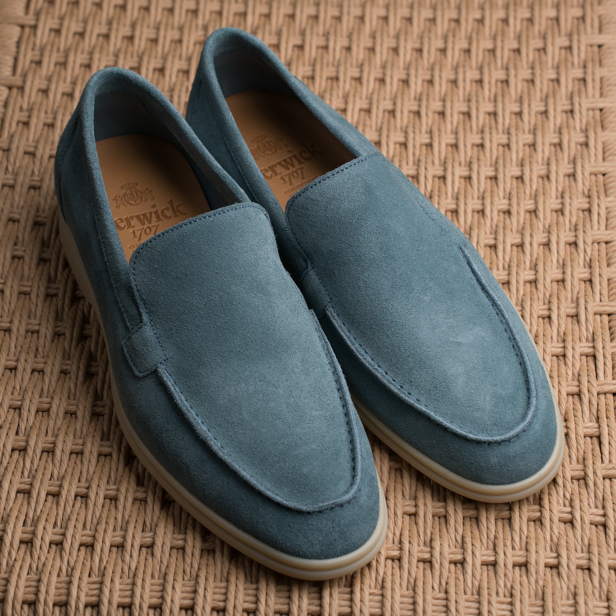 Vita Di Palma™ | Powder Blue Suede