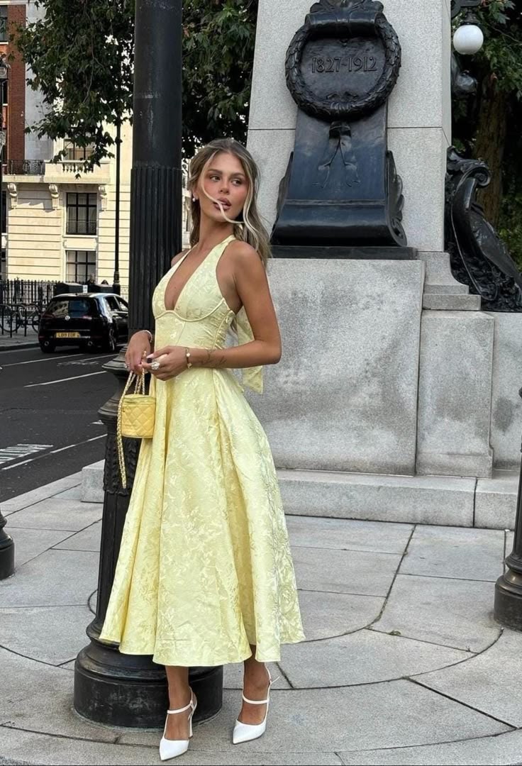 Esmeralda: Halter Sleeveless Midi Dress