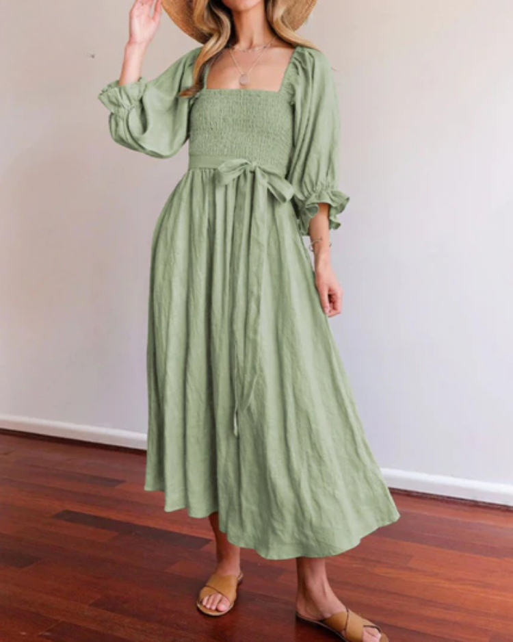 Michelle | Dress with Ruffled Sleeves