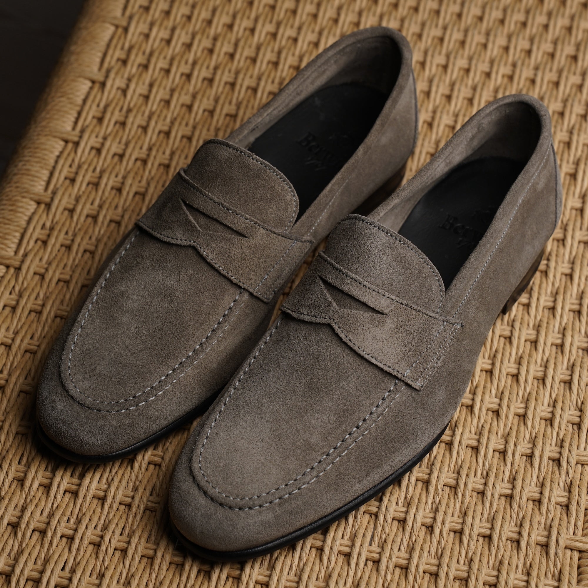 Vita Di Palma™ | Grey Suede