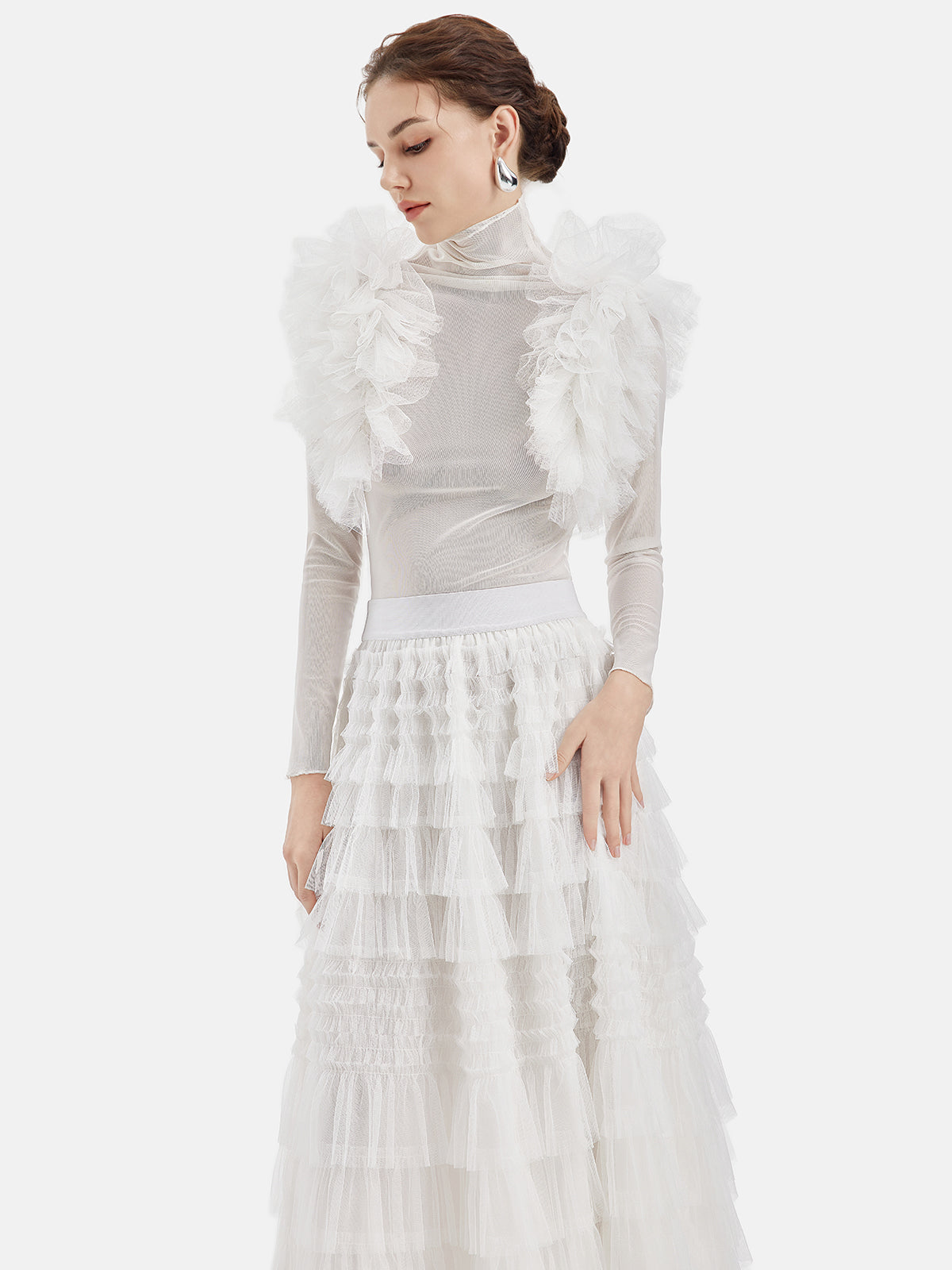 Vita Di Palma™ | Elegant Ruffled Collar Fitted Top