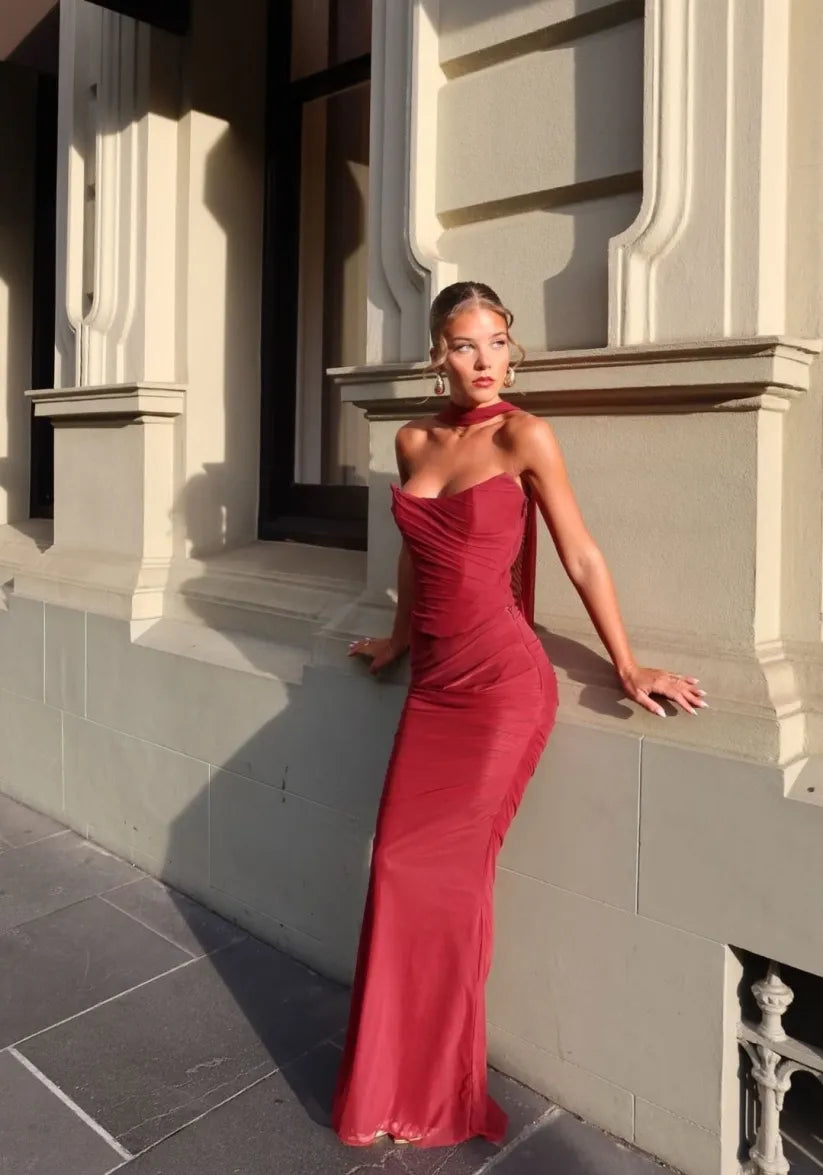 Aniyah: Strapless Bodycon Maxi Dress