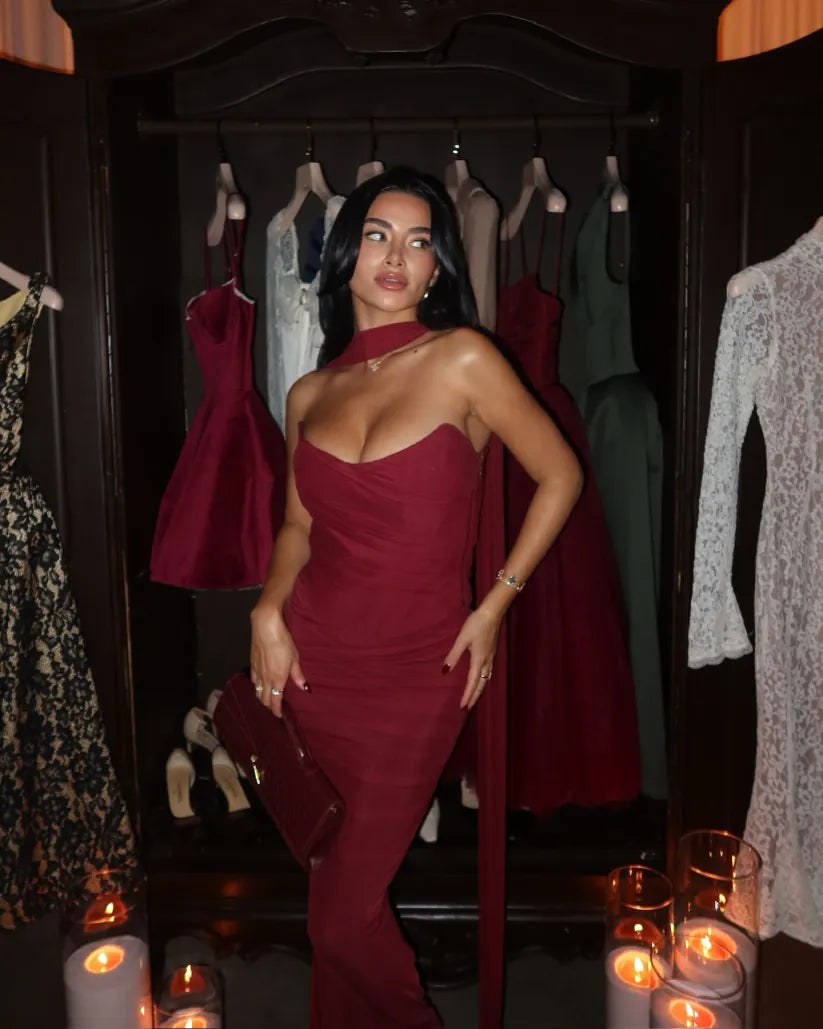 Aniyah: Strapless Bodycon Maxi Dress