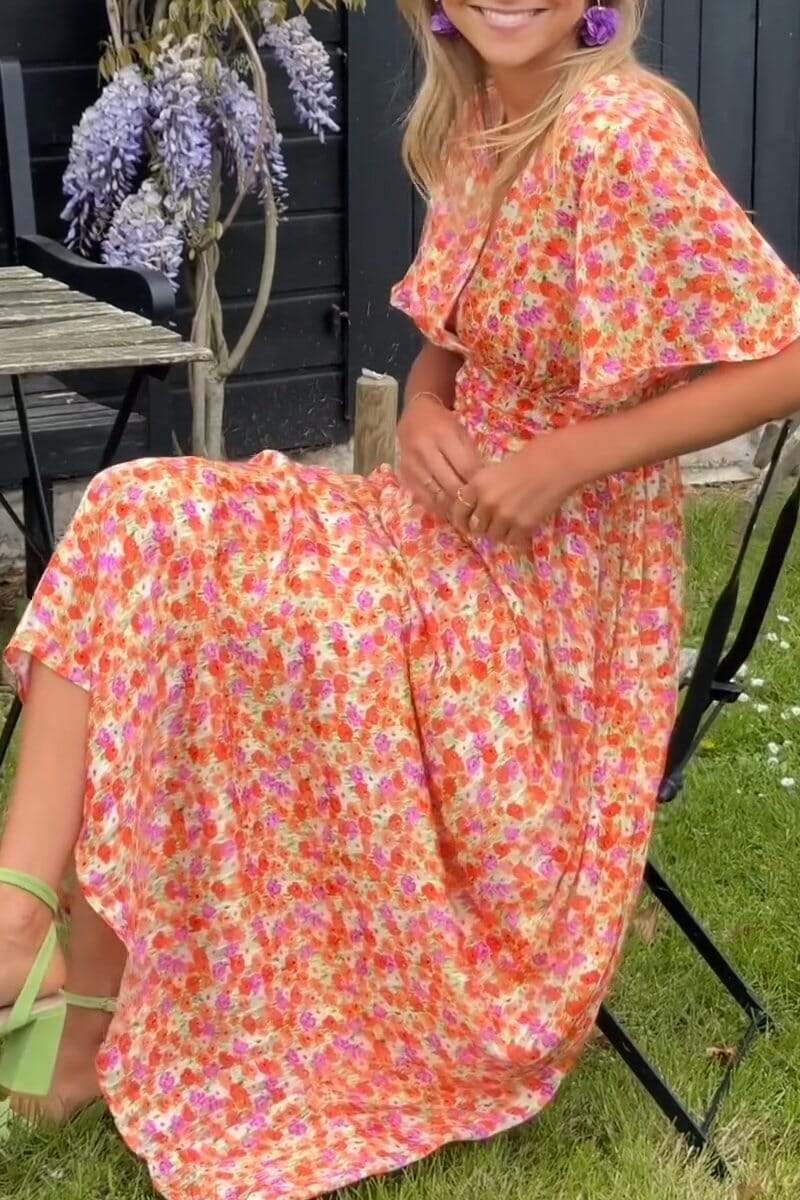 Virgie - Trendy Floral Short Sleeve V-Neck Maxi Dress